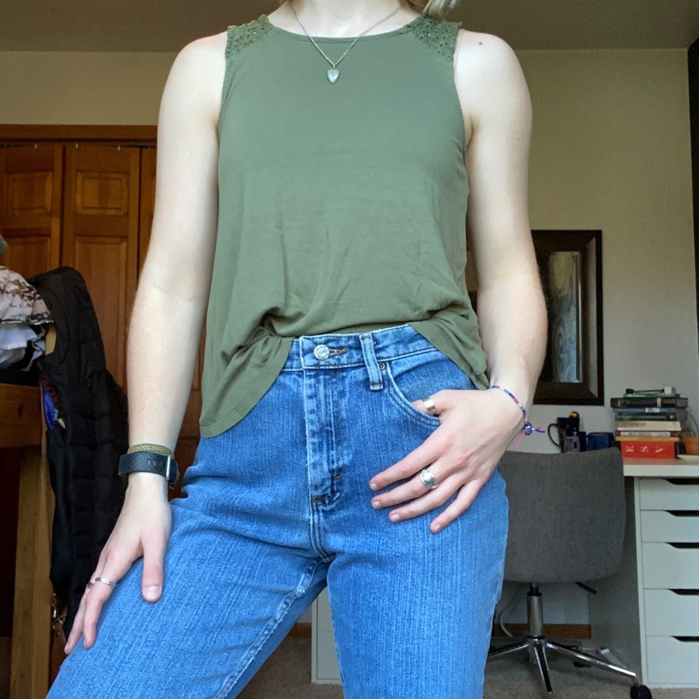 old navy tank